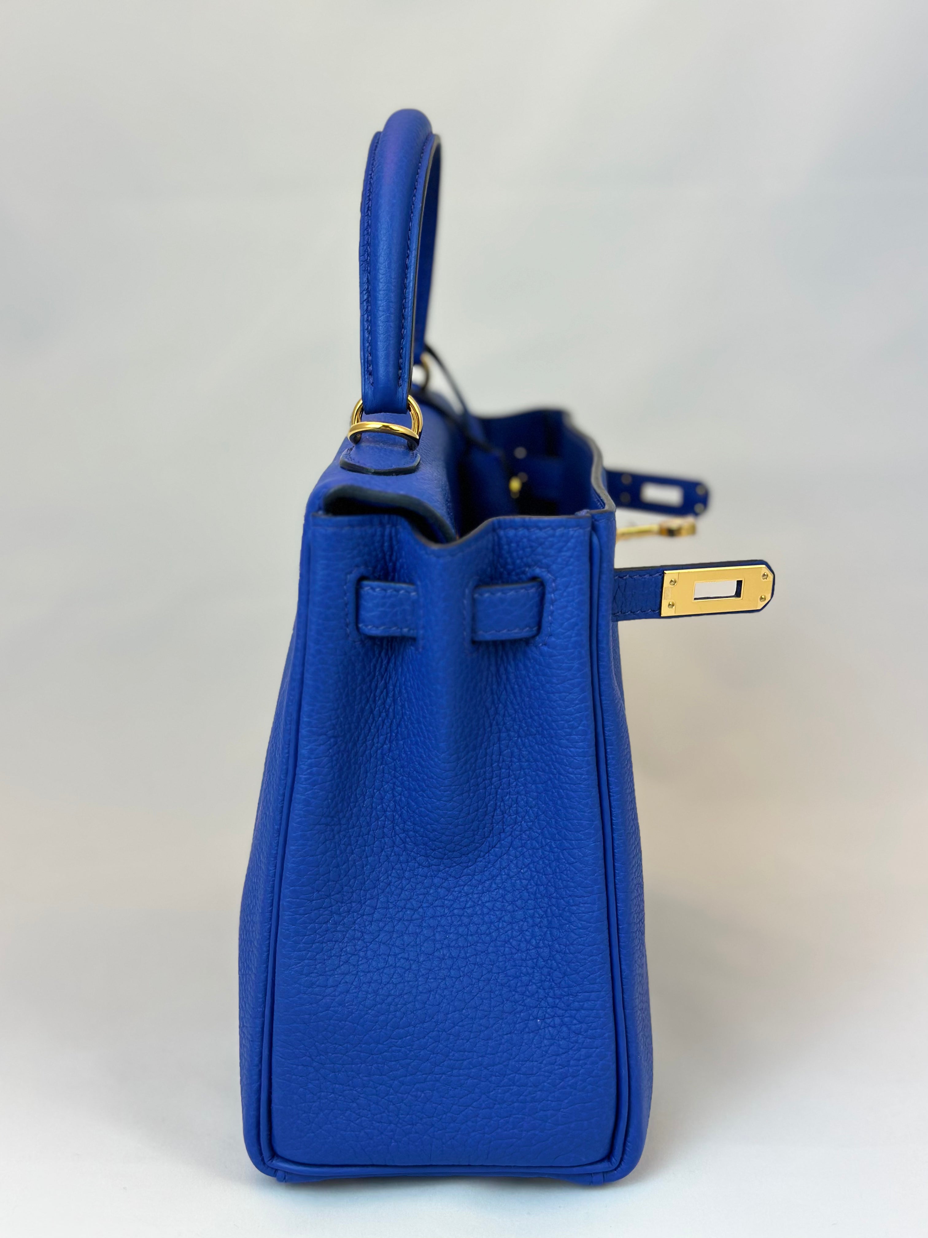 HERMES KELLY 25 Togo Blue Royale Handbag with Gold Hardware