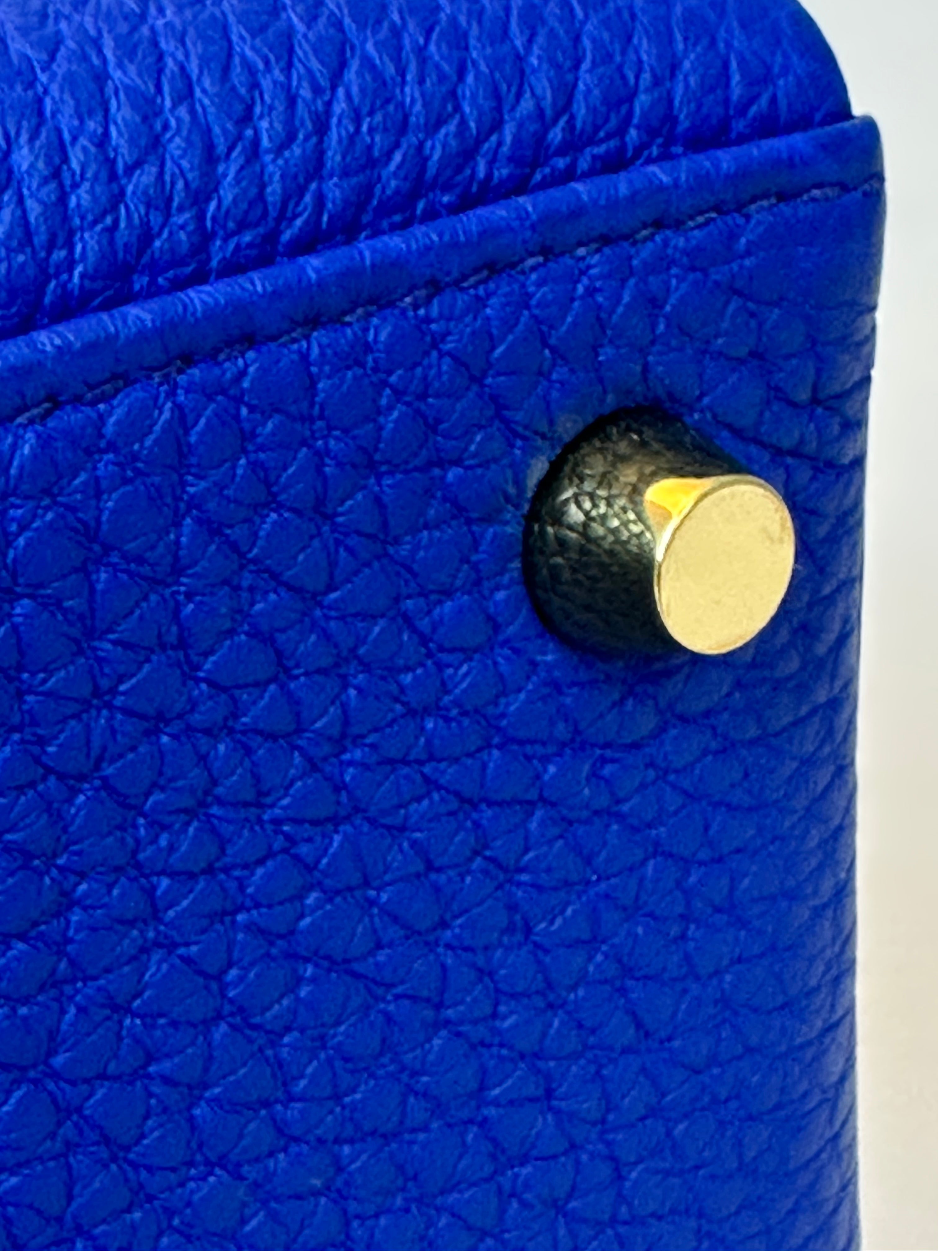 HERMES KELLY 25 TOGO BLUE ROYALE HANDBAG GOLD HARDWARE from below close up