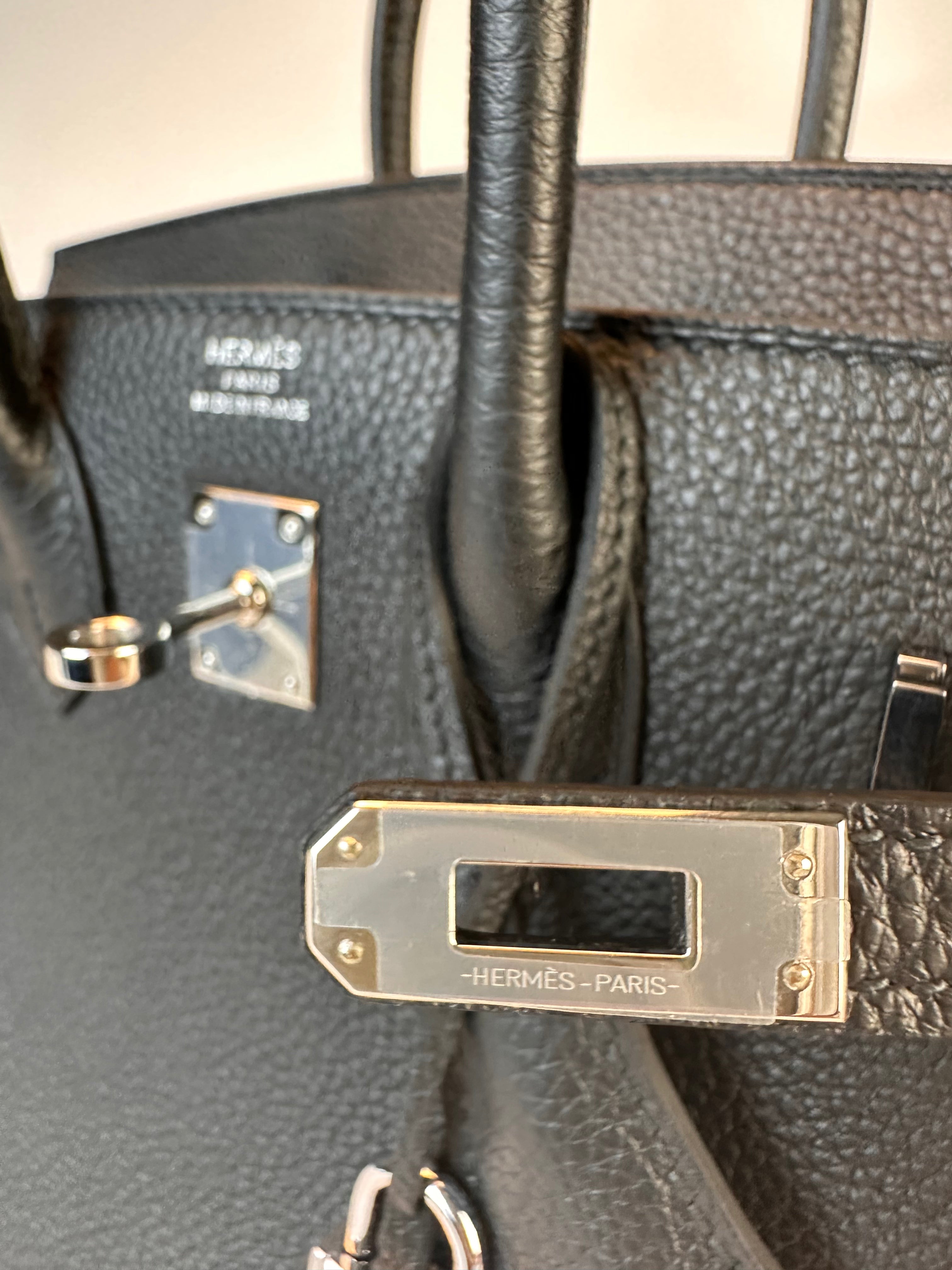 HERMES BIRKIN 25 RETOURNE TOGO BLACK HANDBAG PALLADIUM HARDWARE close up