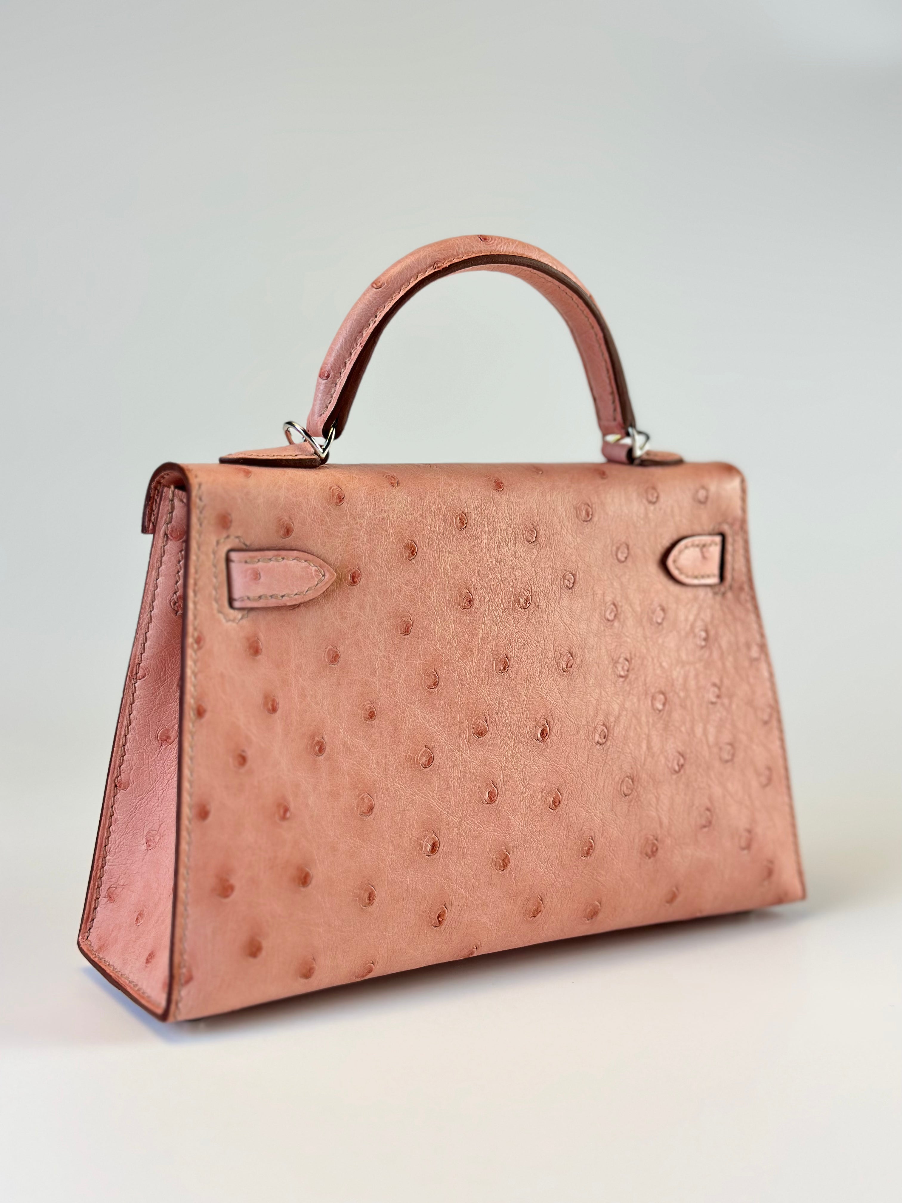 HERMES KELLY 20 OSTRICH SELLIER HANDBAG IN TERRE CUITE WITH PALLADIUM HARDWARE back side