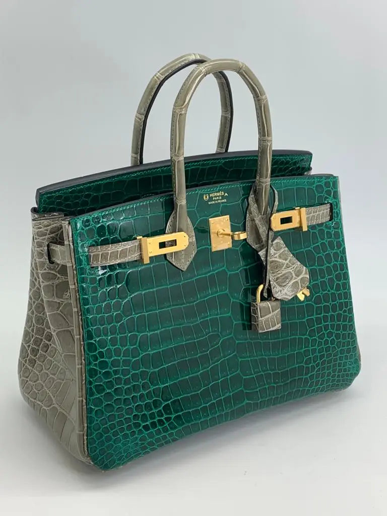 This is an Authentic HERMES HSS Birkin 25 in Green Porosus Crocodile Leather