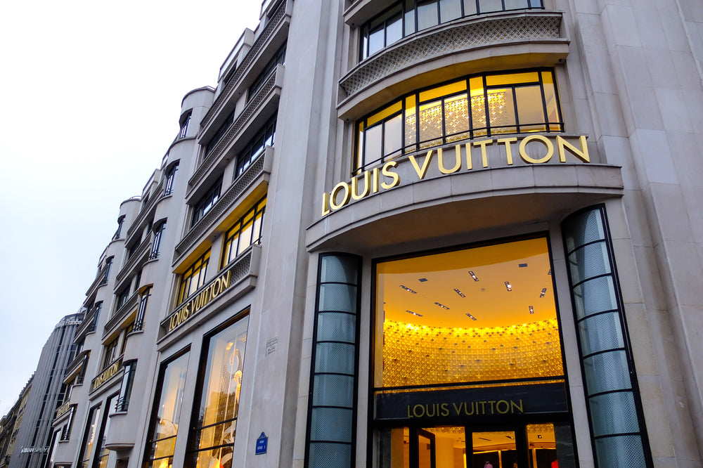 LOUIS VUITTON STORE